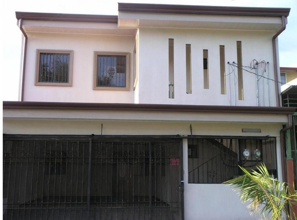 Apartment Kubo Private 2 Bedrooms 5 Mins Sjo Airport With Ac
